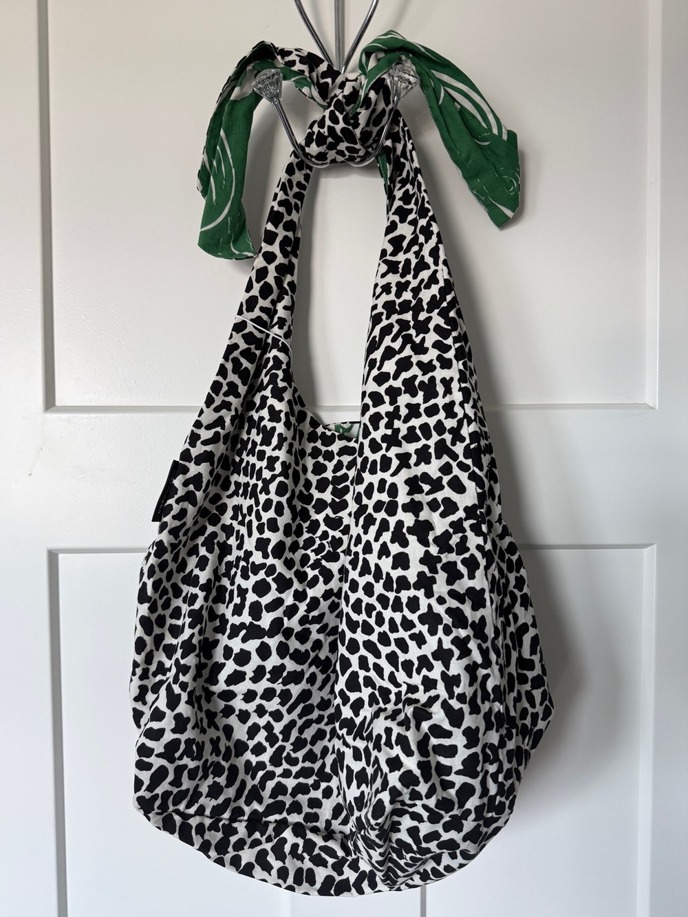 New NWT Marimekko Black & White Spots w green cotton bag tote knot adjustable